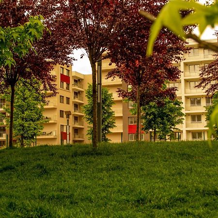 Apartment Solar 50, Private Parking, 2 Bedroom Бухарест Экстерьер фото