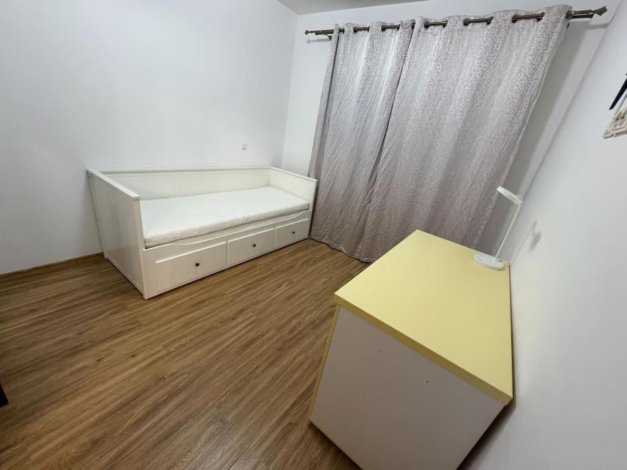 Apartment Solar 50, Private Parking, 2 Bedroom Бухарест Экстерьер фото