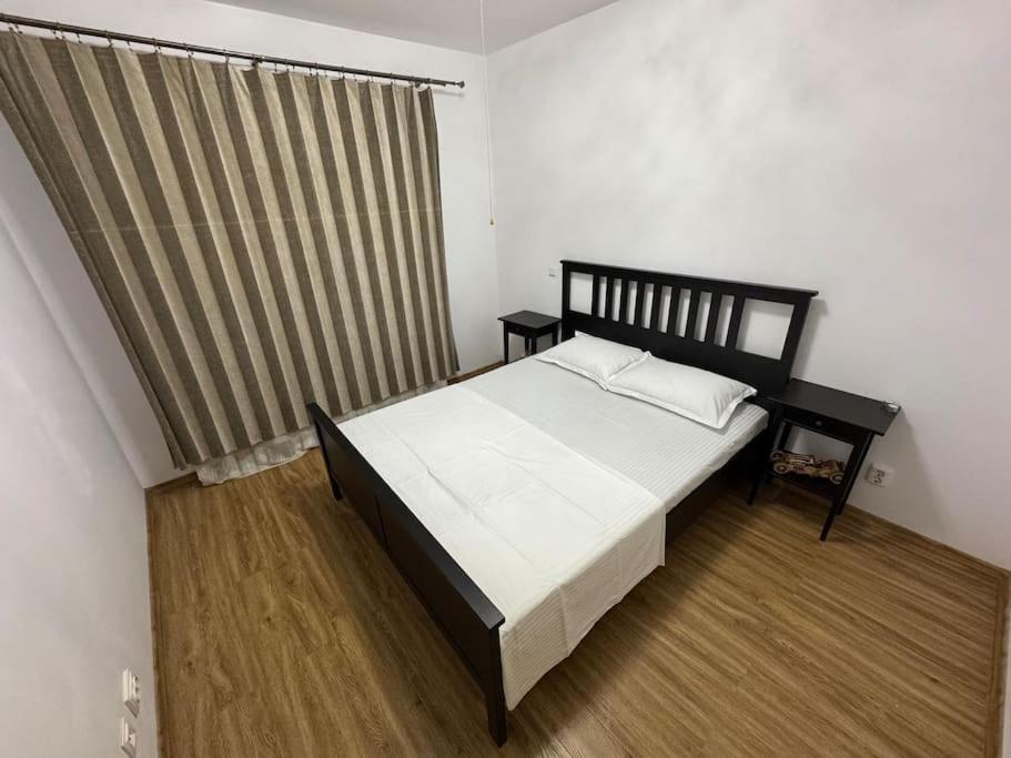 Apartment Solar 50, Private Parking, 2 Bedroom Бухарест Экстерьер фото